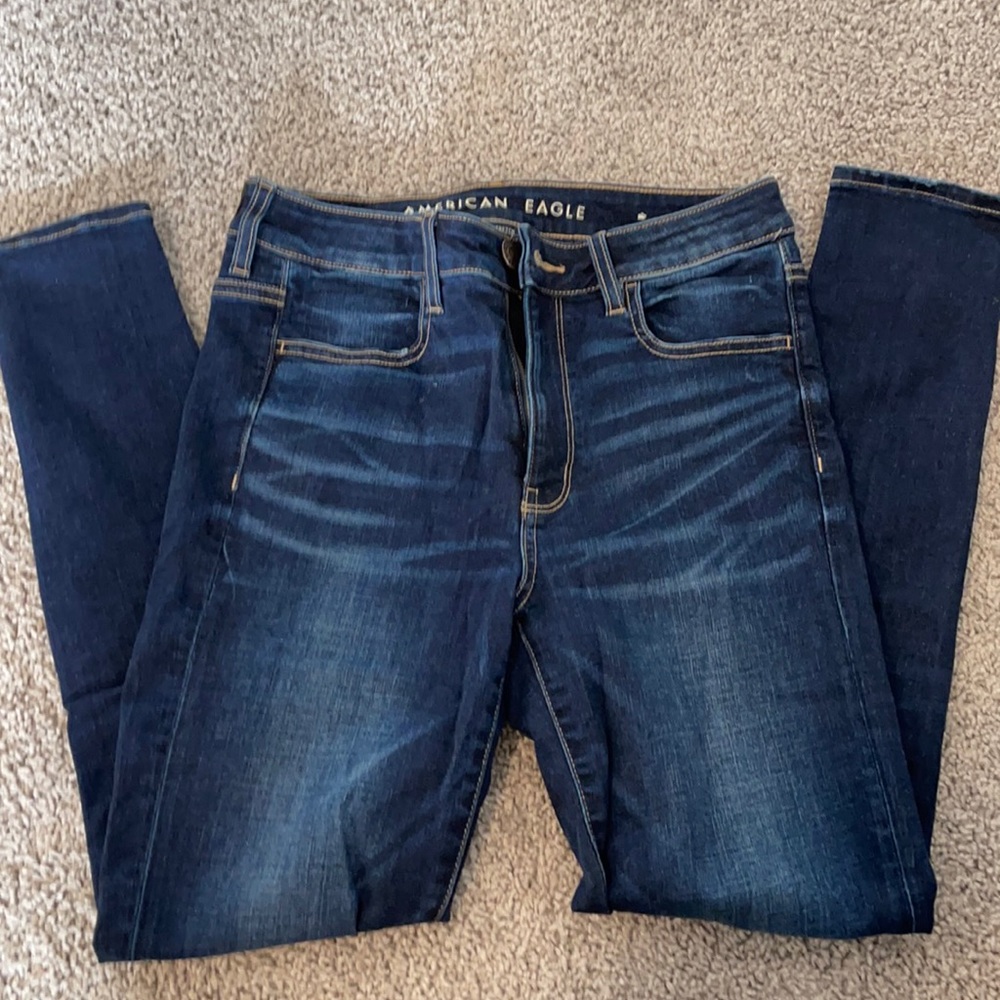 American Eagle dark wash skinny jeans size 6